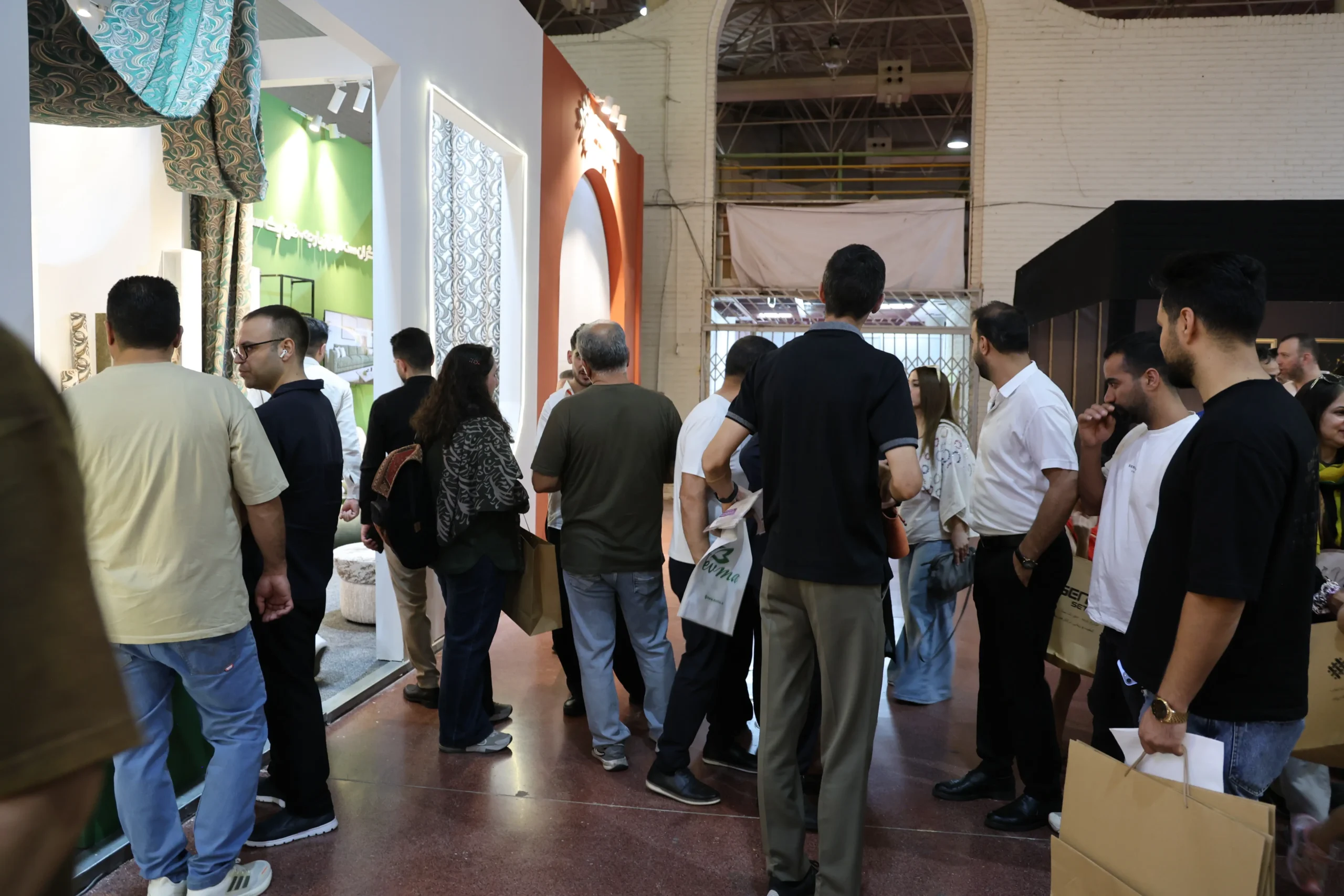 Exhibition Slideshow4 compressed scaled